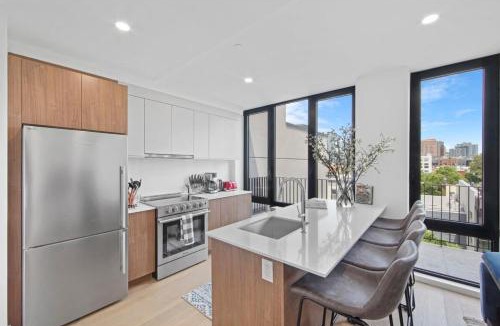 Greenpoint House | 149BK-601 NEW PH 2BR-2Bath Private Rooftop W D