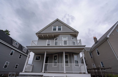 Dorchester Apartment | 14b-Charming, beautiful 3-bedroom apartment in Boston