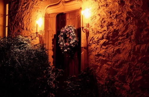 Pressigny House | 14th Century Dog Friendly Priory and Mediaeval Tower