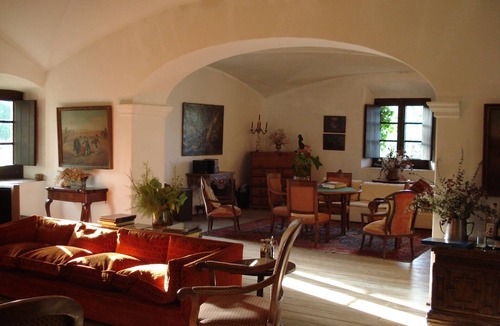Vulpellac House | 14th century fortified farmhouse.