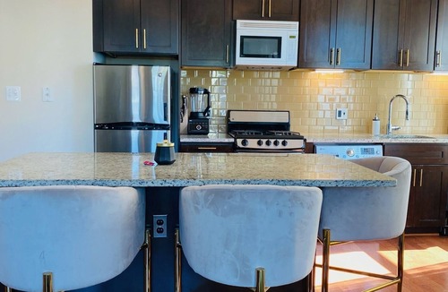 Cardozo Condo | 14th Street Stay