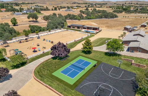 Paso Robles House | 15 Acre Luxury Estate | VIP Experience