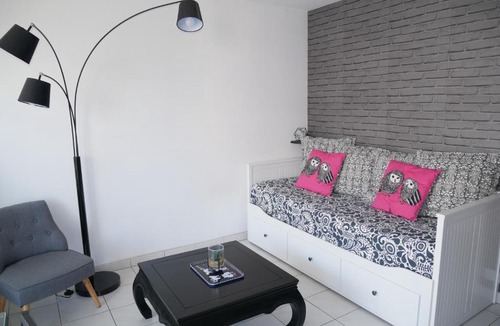 Centre Ville Rive Gauche Apartment | 15 Avenue Jacques Chastellain