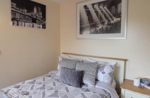 Talgarth House | 15 Bronant