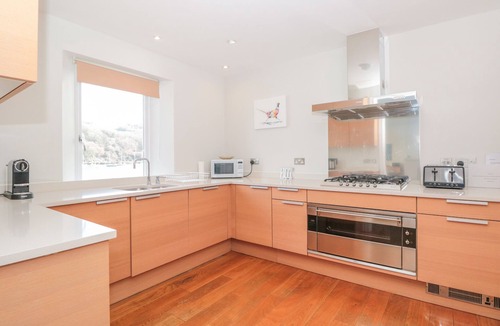 Dartmouth Cottage | 15 Dart Marina