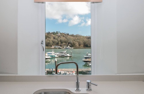 Dartmouth Cottage | 15 Dart Marina