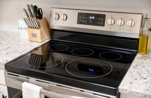 Baymeadows Condo | 15% Extended Stay Discount!