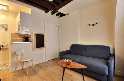 Saint-Merri Apartment | 15 m² Apartment ∙ 2 guests