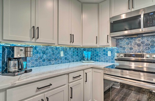 Jacarandas House | 15 Mi to Beach: Home w/Pool in Cape Coral