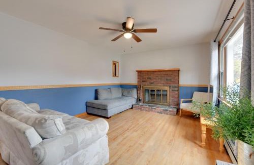 Essex Junction House | 15 Mi to Cochran's Ski Area: Cozy Home w/Yard!