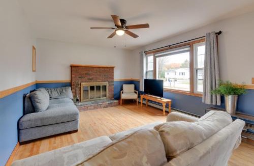 Essex Junction House | 15 Mi to Cochran's Ski Area: Cozy Home w/Yard!