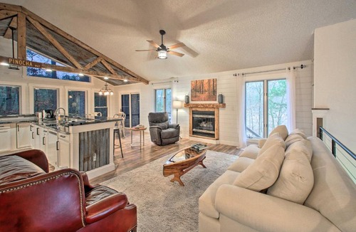 Hot Springs Village House | 15 Mi to Hot Springs Nat'l Park: Home w/Fire Pit!