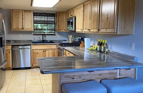 Alamogordo House | 15 Miles from White Sands National Park, less than a mile from Desert Lake Golf