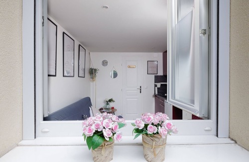 Savigny-sur-Orge Apartment | 15 MIN FROM PARIS/VILLA ORNELLA