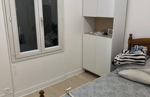 Drancy Bed & Breakfast | 15 min from Paris single room sharing