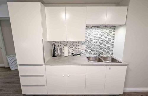 St. Catharines House | ~15 min to Niagara Falls | 2BDR + Free Parking