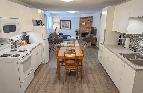 St. Catharines House | ~15 min to Niagara Falls | 2BDR + Free Parking