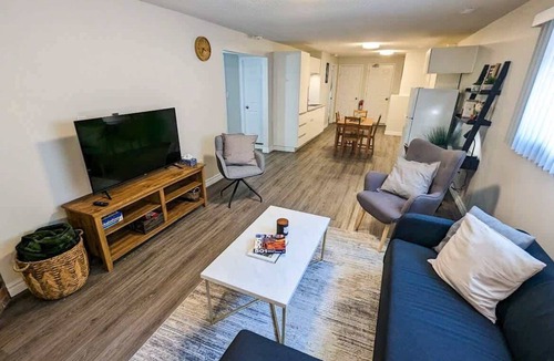 St. Catharines House | ~15 min to Niagara Falls | 2BDR + Free Parking