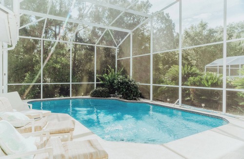 Lindfields House | 15 Minutes to Disney! Private Pool Home with Open Living Space