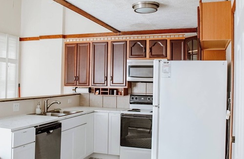 Oxford Apartment | 15 % off Winter Deal | Historic | Wi-Fi | Pet Friendly | Purdue