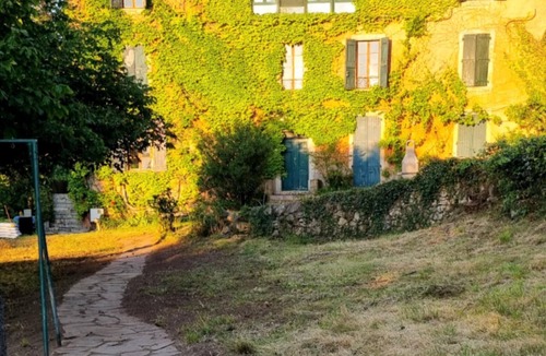 La Tour-Sur-Orb House | 15-person manor house with swimming pool