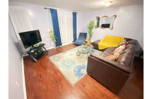 Crown Heights Apartment | ꧁15 🅼🅸🅽🆂 🆃🅾 🅼🅰🅽🅷🅰🆃🆃🅰🅽꧂