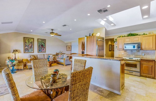 Downtown Lahaina Condo | 150-3 Superior Oceanfront Gold Coast Location.