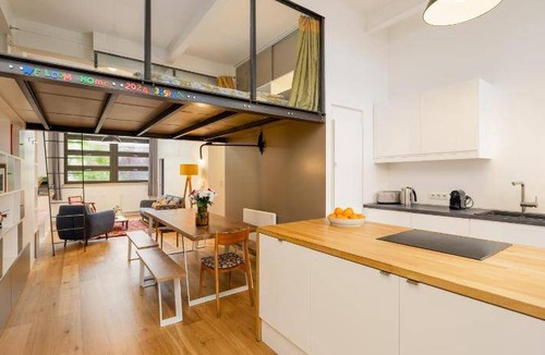 Saint-Denis Apartment | 150 m² Apartment ∙ 6 bedrooms ∙ 12 guests