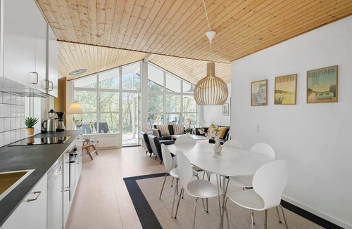 Oster Somarken House | 1502 Aakirkeby - Malurtvej 7
