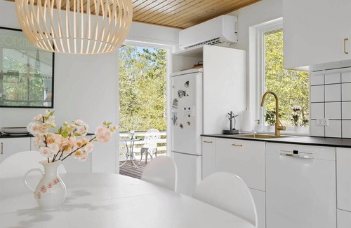 Oster Somarken House | 1502 Aakirkeby - Malurtvej 7