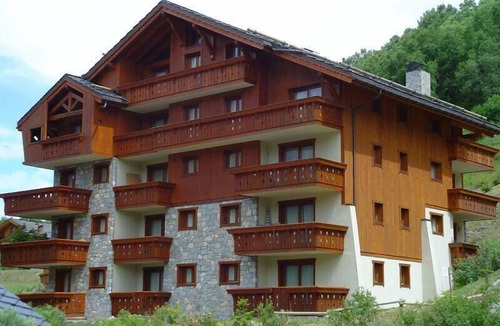 Meribel Village Apartment | 150m from shops, 1st floor, balcony, tv, 32m², Méribel