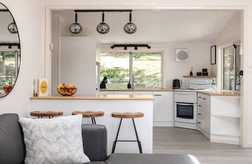 Pearl Beach House | 150mtrs to beach +Trampoline