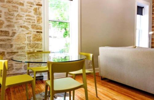 Eureka Springs Historic District House | 151 Spring Downtown Eureka Springs Suite D