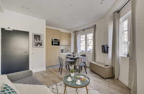 Quartier de la Salpetriere Apartment | 151 Suite Jean Yves - Superb Studio in Paris