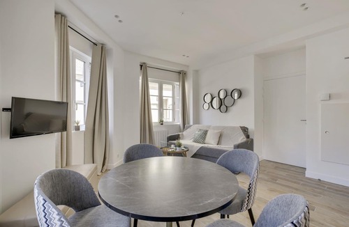 Quartier de la Salpetriere Apartment | 151 Suite Jean Yves - Superb Studio in Paris