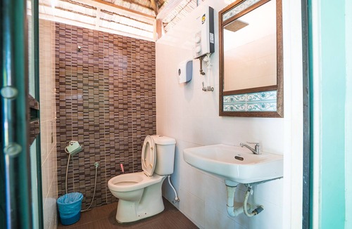 Tioman Island Hotel | 1511 Coconut Grove