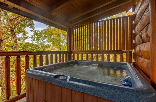 Sevierville Cabin | 152 m² Cabin ∙ 2 bedrooms ∙ 8 guests