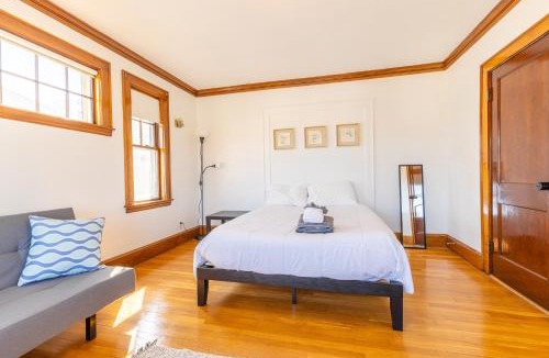 Oak Square House | 152 Quite & Bright & Spacious Apt in Brighton