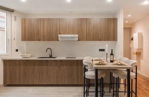 Jardin des plantes Apartment | 1525 Clef