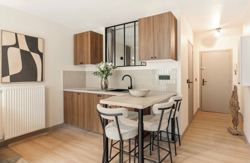 Necker Apartment | 1527 Bargue