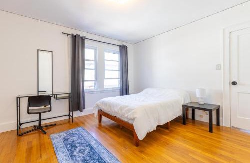 Oak Square House | 154 Quite & Bright & Spacious Apt in Brighton