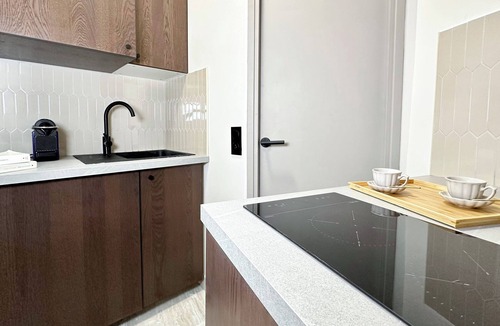 Quartier de la Monnaie Apartment | 1544 Dauphine