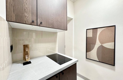 Quartier de la Monnaie Apartment | 1544 Dauphine