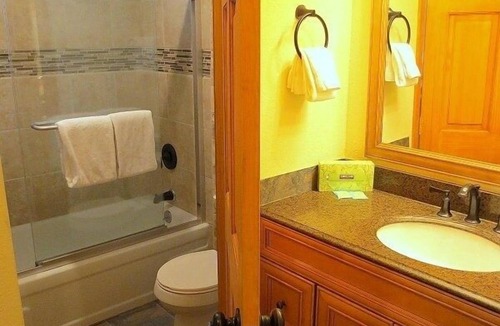 Mammoth Lakes Condo | 155 Premium by RedAwning