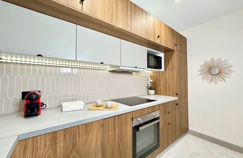 Saint-Vincent-de-Paul Apartment | 1559 Rocroy