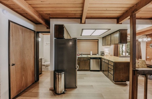 Glacier Cabin | 156 m² Cabin ∙ 3 bedrooms ∙ 6 guests