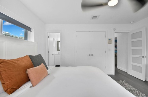 North Corals House | 1560 Managed By Brampton Park