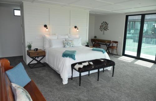 Waikanae Apartment | 157 Field Way Luxury Lodge