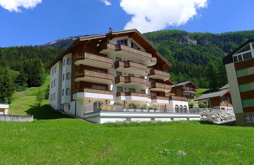 Leukerbad Apartment | 157 m² Apartment ∙ 4 bedrooms ∙ 8 guests
