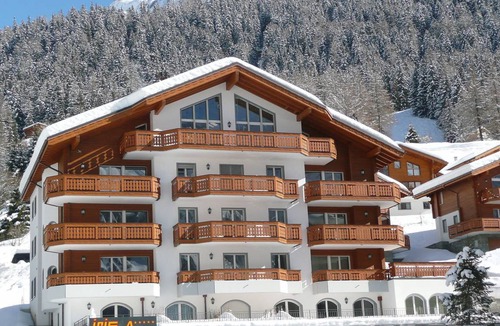 Leukerbad Apartment | 157 m² Apartment ∙ 4 bedrooms ∙ 8 guests